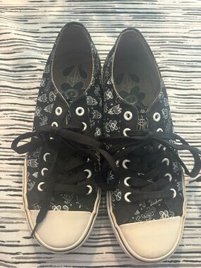 Black Floral Lace-Up Sneakers for Women